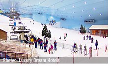 The Kempinski Mall of the Emirates housed Ski Dubai, one of the world’s largest indoor ski slopes where guests can ski even when the temperature is 50 degrees Celsius outdoors. T. | Photo: Luxury Dream Hotels - http://www.luxurydreamhotels.com/en/hotels/Kempinski_Hotel_Mall_Of_The_Emirates.html