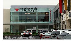 A Macy's Anchor Store in Simon's refurbished Nanuet Mall, reopened as The Shops at Nanuet. | Photo by styertowne via Flickr | https://www.flickr.com/photos/115637162@N02/albums/72157669663884285