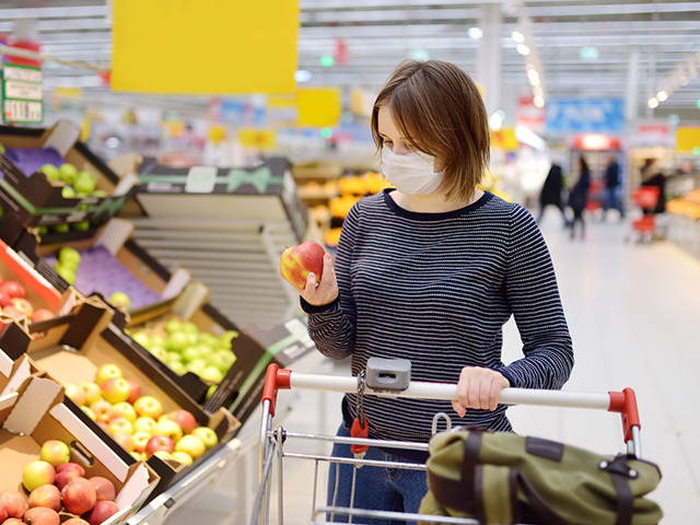 grocery store shopper with mask